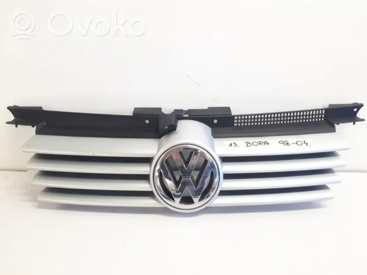 Volkswagen Bora Front bumper upper radiator grill 