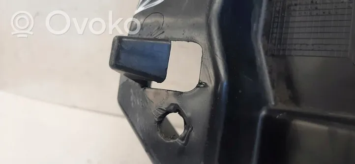 Toyota Yaris Osłona pod zderzak przedni / Absorber 532890D060
