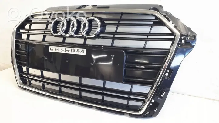 Audi A3 S3 8V Maskownica / Grill / Atrapa górna chłodnicy 8V3853651