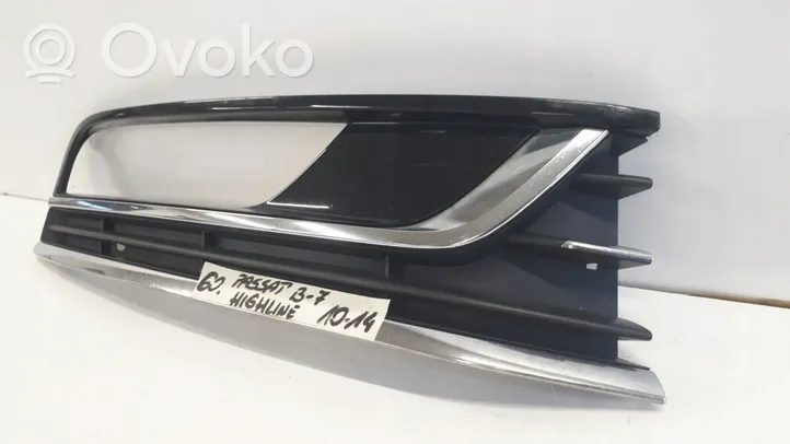 Volkswagen PASSAT B7 Pretmiglas luktura dekoratīvais režģis 3AA853666A