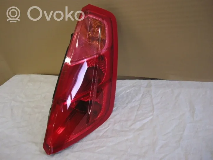 Fiat Grande Punto Lampa tylna 