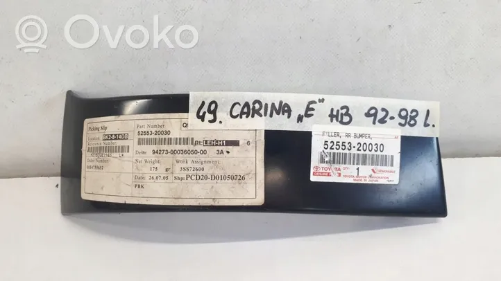 Toyota Carina T190 Moulure de garniture de feu arrière / postérieur 5255320030