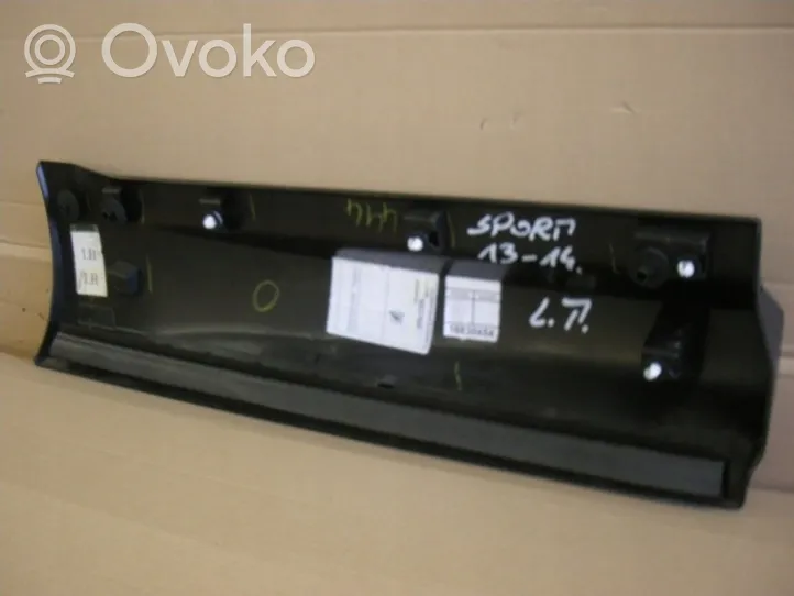 Land Rover Range Rover Sport L494 Takaoven lista (muoto) 