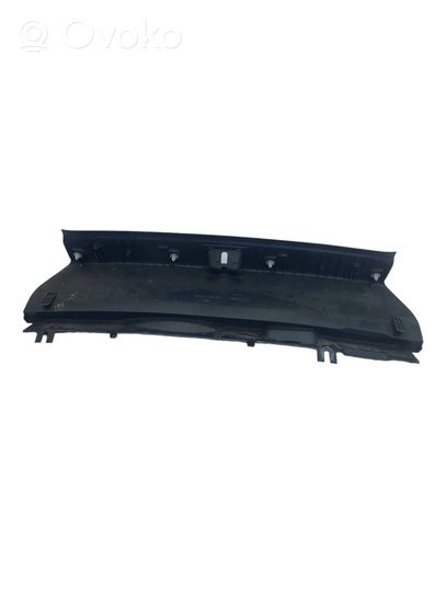 Mercedes-Benz C AMG W204 Rivestimento di protezione sottoporta del bagagliaio/baule A2046900825