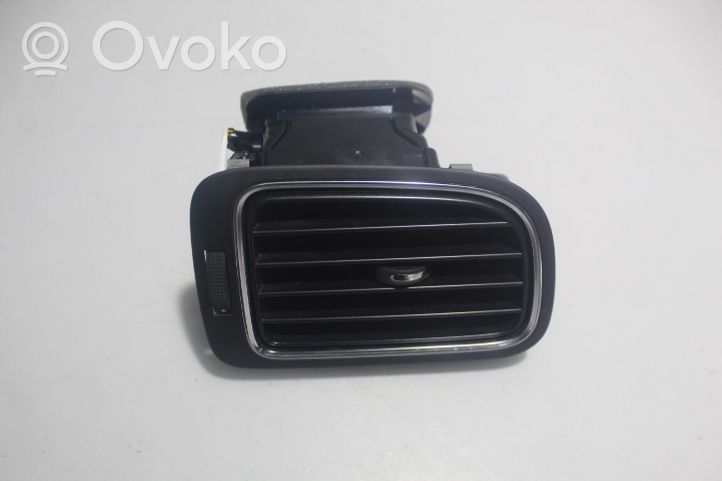 Volkswagen Polo V 6R Moldura protectora de la rejilla de ventilación lateral del panel 