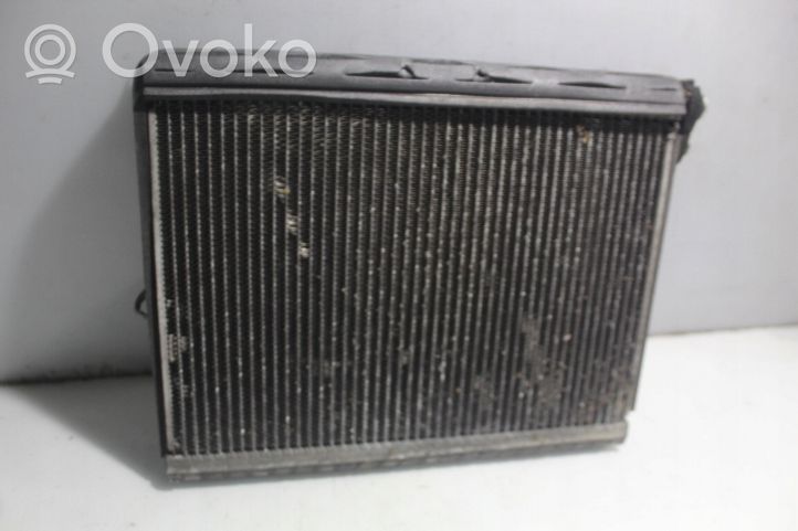 Land Rover Discovery 3 - LR3 Dzesēšanas šķidruma radiators 