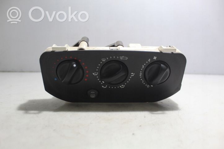 Renault Clio II Interior fan control switch 