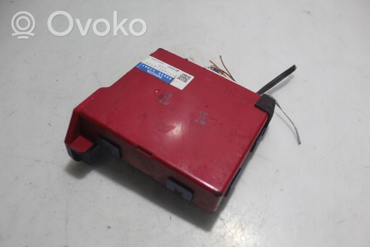 Lexus IS 220D-250-350 Tire pressure control unit 