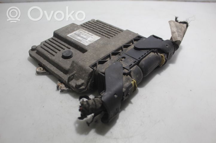 Fiat Grande Punto Komputer / Sterownik ECU silnika 71600.019.07