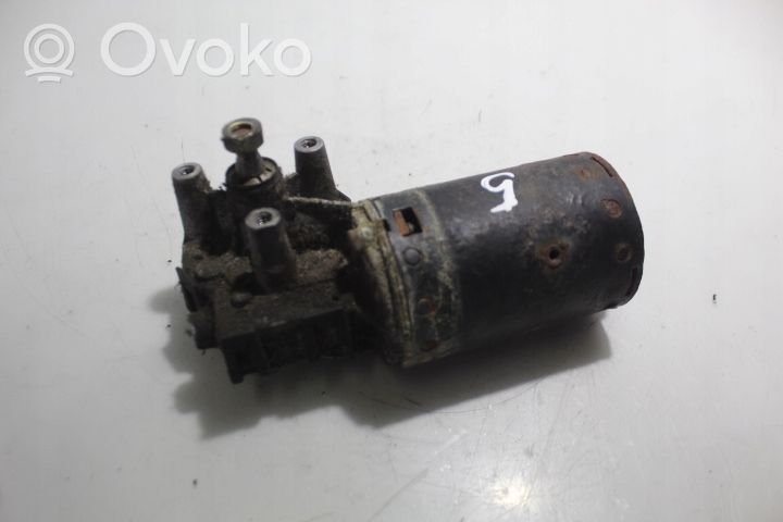 Volkswagen Polo III 6N 6N2 6NF Pyyhkimen moottori 0390241113