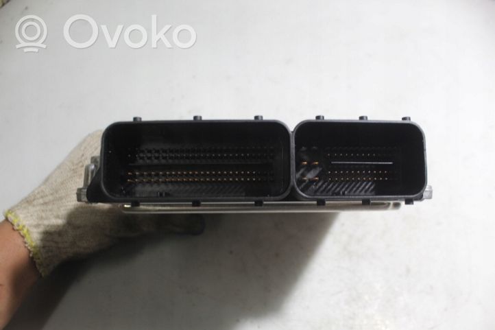 BMW 3 E90 E91 Galios (ECU) modulis 0281013502