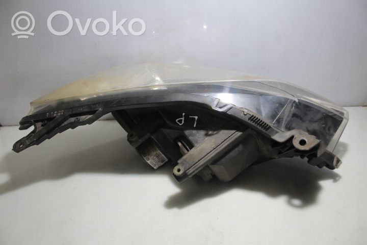 Opel Astra H Lampa przednia 