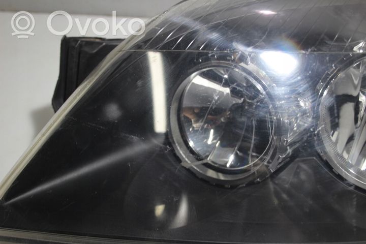 Opel Astra H Lampa przednia 