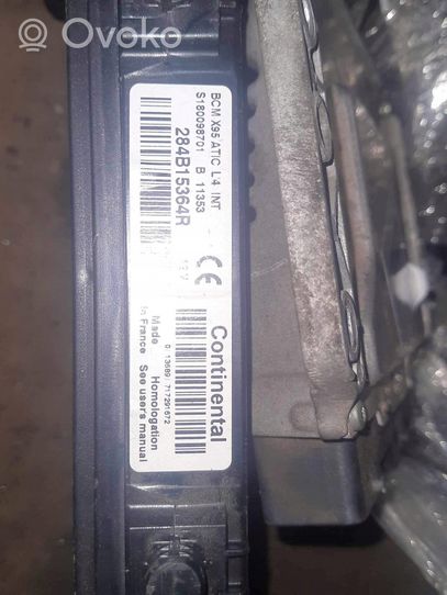 Renault Fluence Komputer / Sterownik ECU silnika 