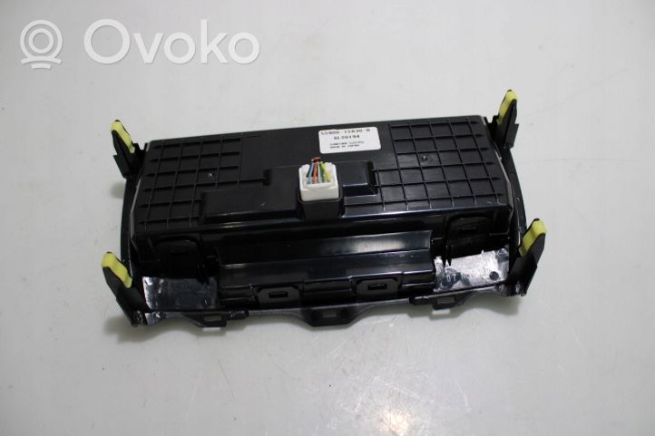 Toyota Auris 150 Przełącznik / Włącznik nawiewu dmuchawy 