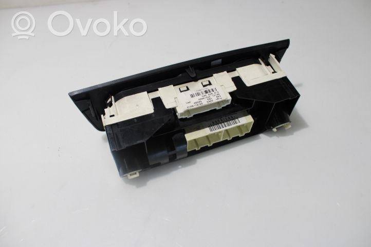 Seat Ibiza IV (6J,6P) Interior fan control switch 