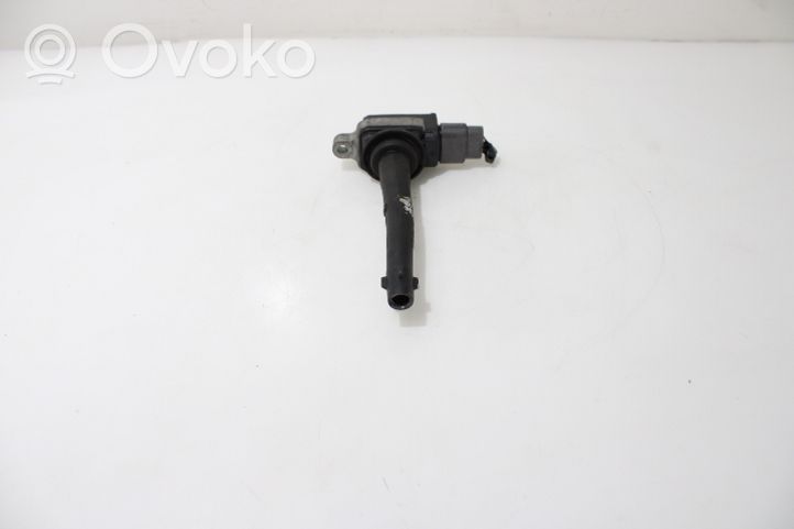 Nissan Qashqai Cewka zapłonowa wysokiego napięcia 0221604015