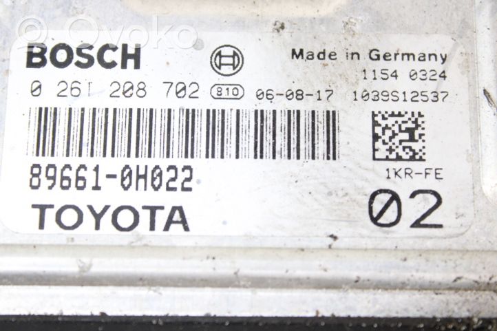 Toyota Aygo AB10 Komputer / Sterownik ECU silnika 0261208702