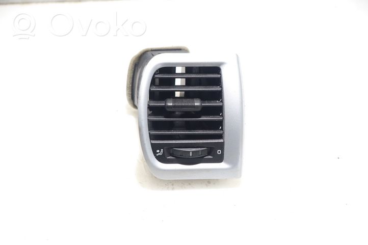 Skoda Fabia Mk2 (5J) Copertura griglia di ventilazione laterale cruscotto 