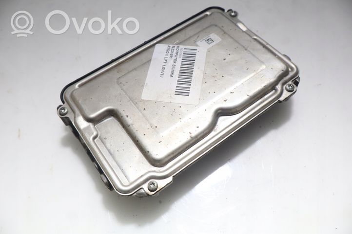 Toyota Aygo AB40 Komputer / Sterownik ECU silnika 0261S101DA