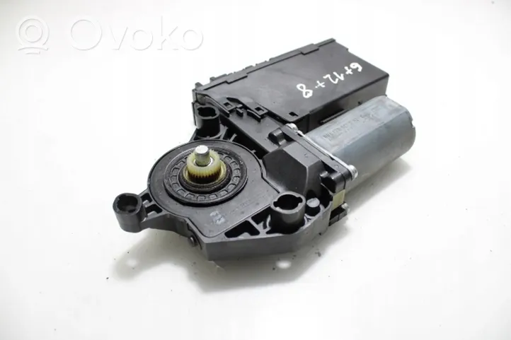 Audi A4 S4 B7 8E 8H Motorino alzacristalli della portiera posteriore 0130821766