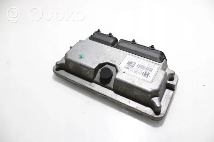 Skoda Fabia Mk2 (5J) Komputer / Sterownik ECU silnika 