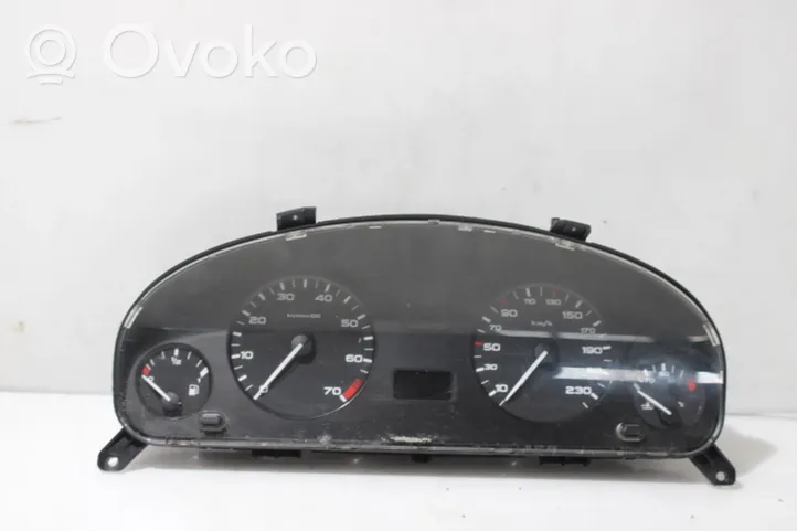 Peugeot 406 Clock 
