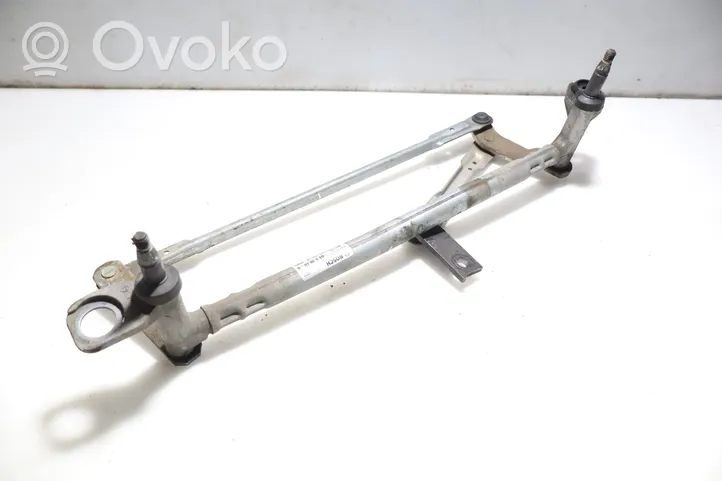 Volkswagen Golf VII Front wiper linkage 