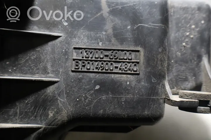 Suzuki Swift Oro filtro dėžė 