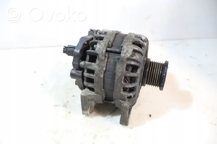 Dacia Logan II Generator/alternator 231008593R