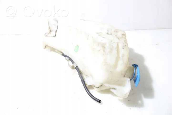 Audi TT Mk1 Windshield washer fluid reservoir/tank 