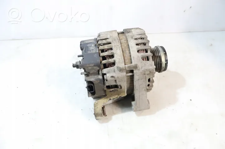 Opel Zafira C Generator/alternator 2619574A