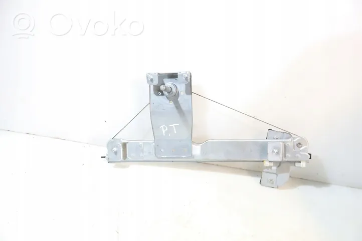 Dacia Duster Rear window lifting mechanism without motor 