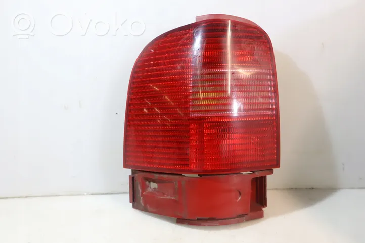 Seat Alhambra (Mk1) Luci posteriori 964517