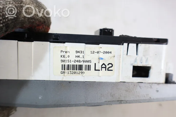 Opel Astra H Przełącznik / Włącznik nawiewu dmuchawy 90151-248