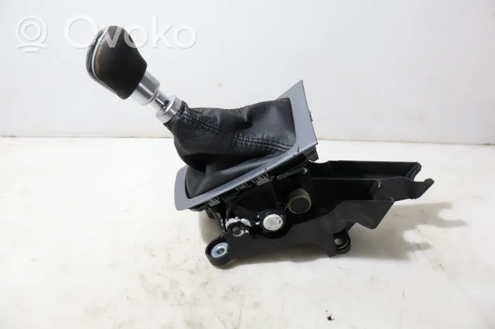 Ford Focus Gear selector/shifter (interior) 