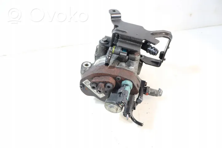 Renault Megane III Fuel injection high pressure pump 28237090