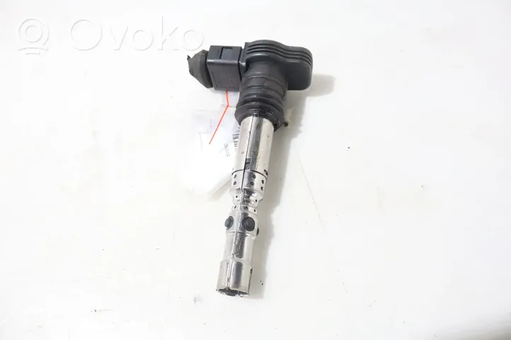 Audi A4 S4 B7 8E 8H High voltage ignition coil 0040102046