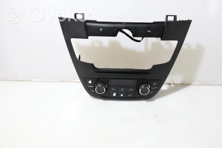 Opel Insignia A Interior fan control switch 