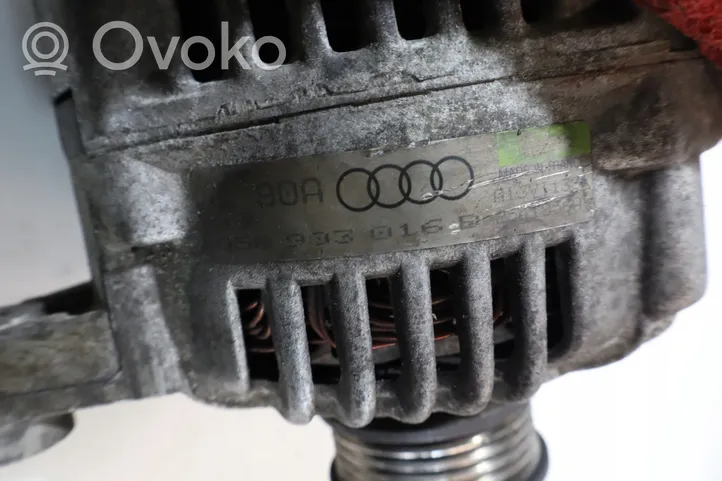 Audi A4 S4 B5 8D Generatore/alternatore 