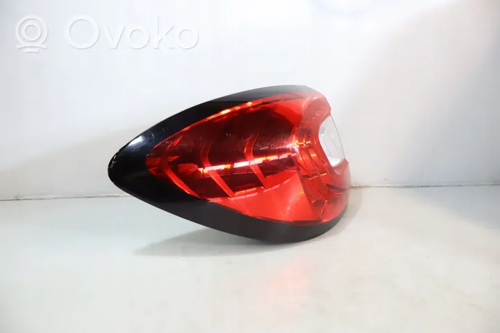 Renault Captur Rear/tail lights 