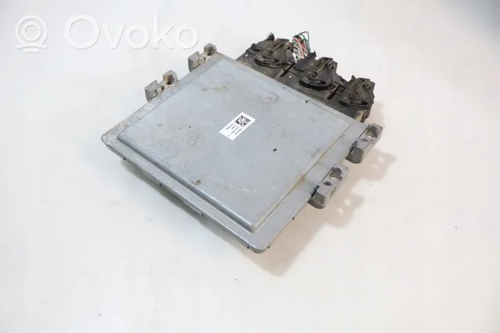 Renault Captur Unité de commande, module ECU de moteur S180158135