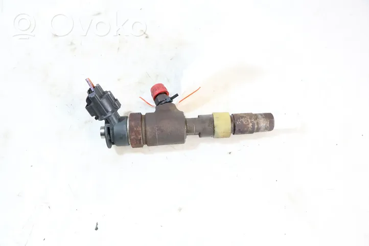 Peugeot Partner Injecteur de carburant 0445110739