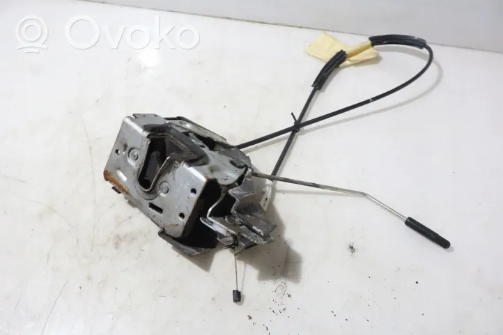 Volkswagen Fox Front door lock 