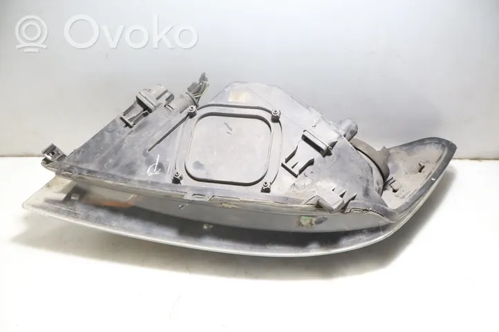 Ford Focus Headlight/headlamp 