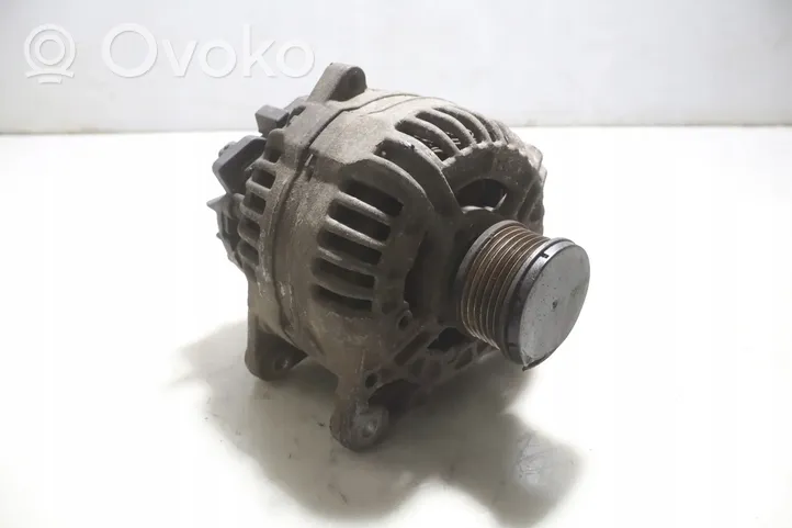 Renault Megane II Generatore/alternatore 0124525081