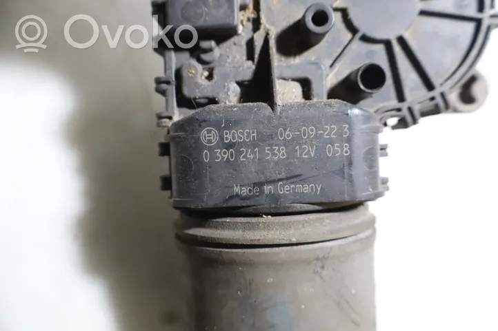 Opel Astra H Wiper motor 0390241538