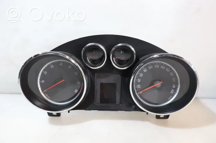 Opel Astra J Clock 