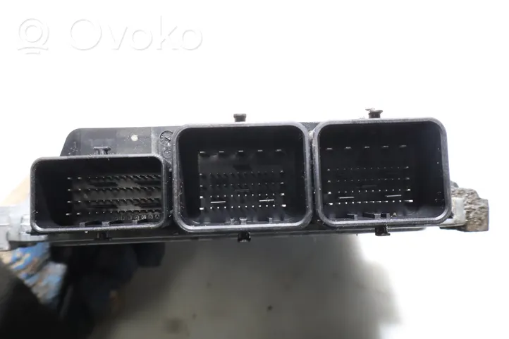 Ford Focus Блок управления двигателем ECU S180133051