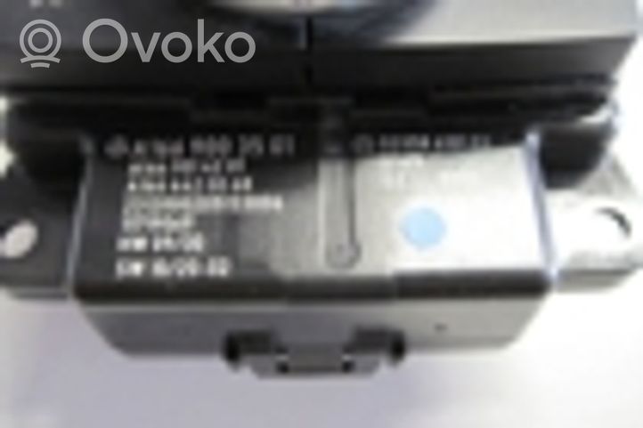 Mercedes-Benz ML W166 GPS navigation control unit/module A1669003501